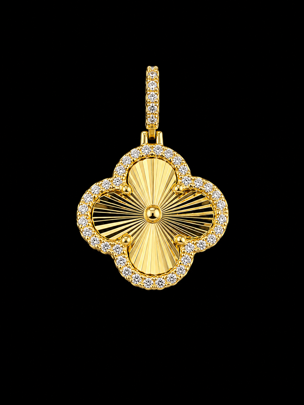 925S Clover Moissanite Charm – 0.492 CTW