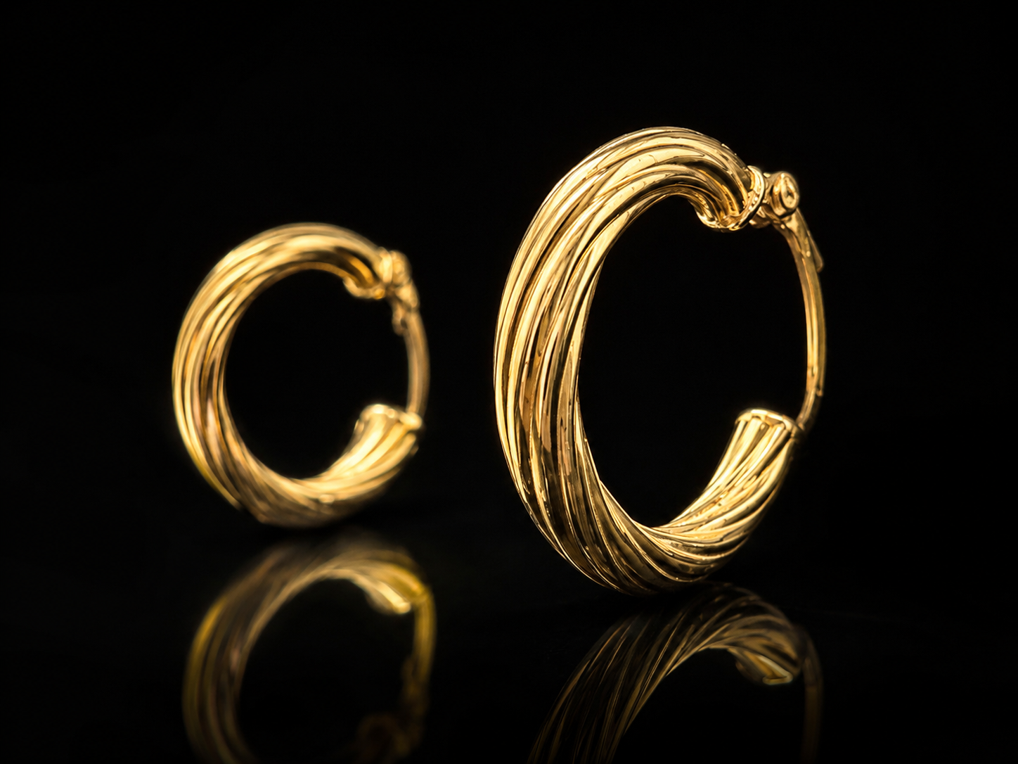 Textured Gold Hoop Earrings – 18K Gold