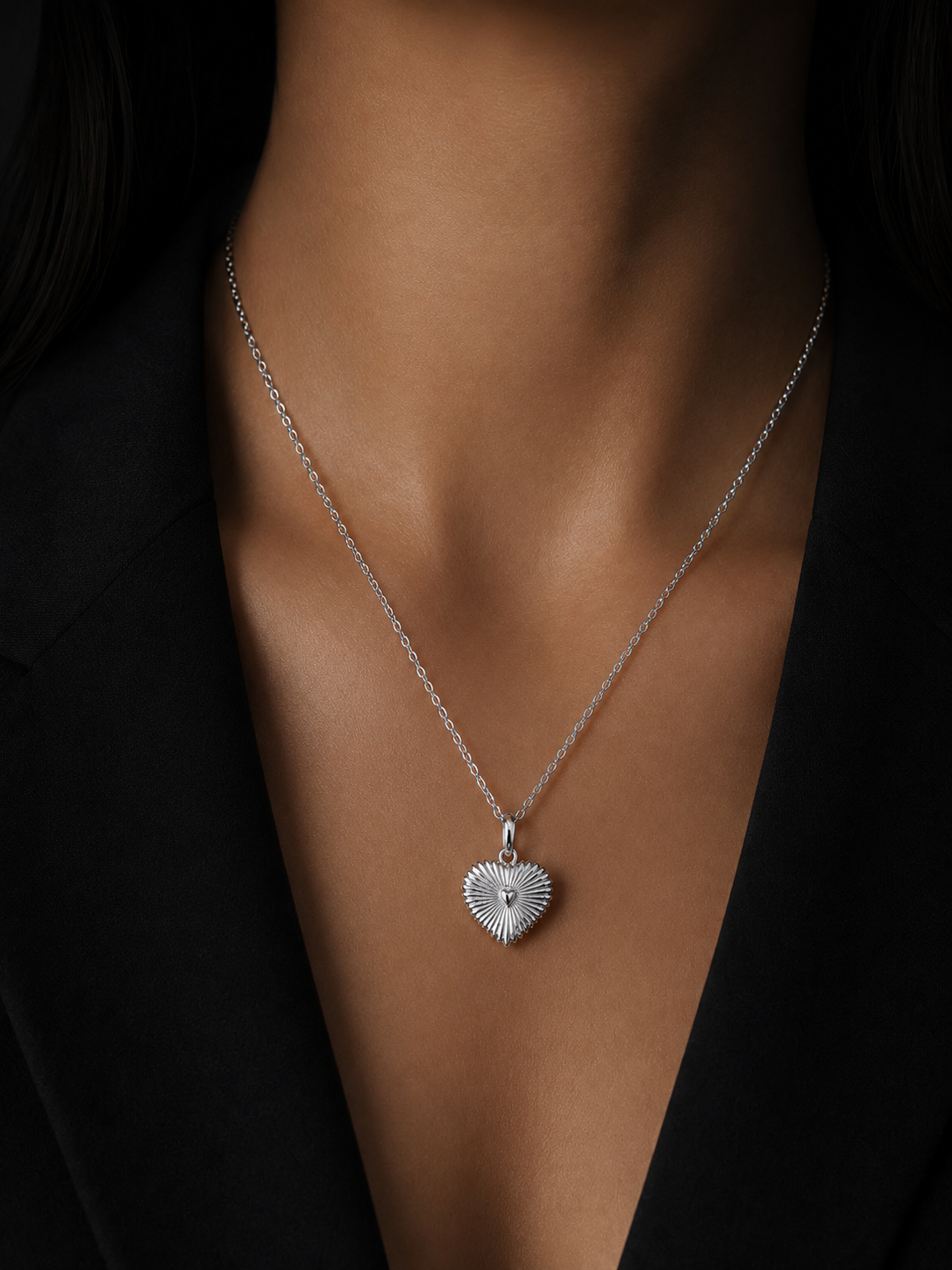 Radiant Heart Necklace – 925S Pendant Necklace