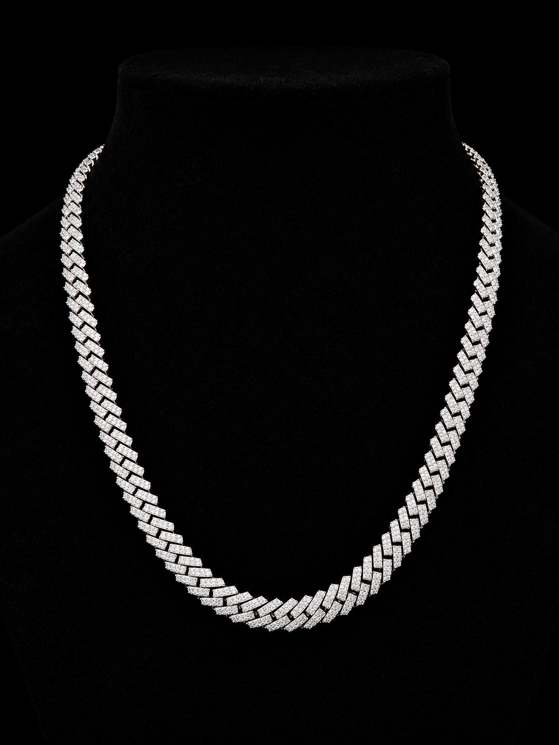 925S Moissanite Cuban Link Chain – 15.552 CTW VVSD | 10MM | 22”