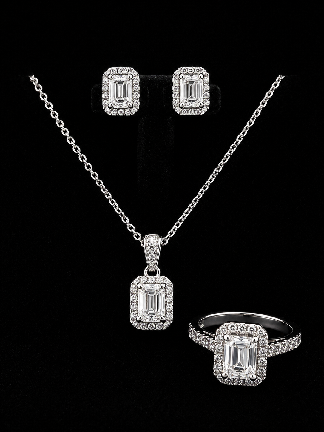 925S Emerald Halo Jewelry Set – 3.50 CTW VVSD