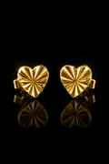 Radiant Heart Stud Earrings – 18K Gold