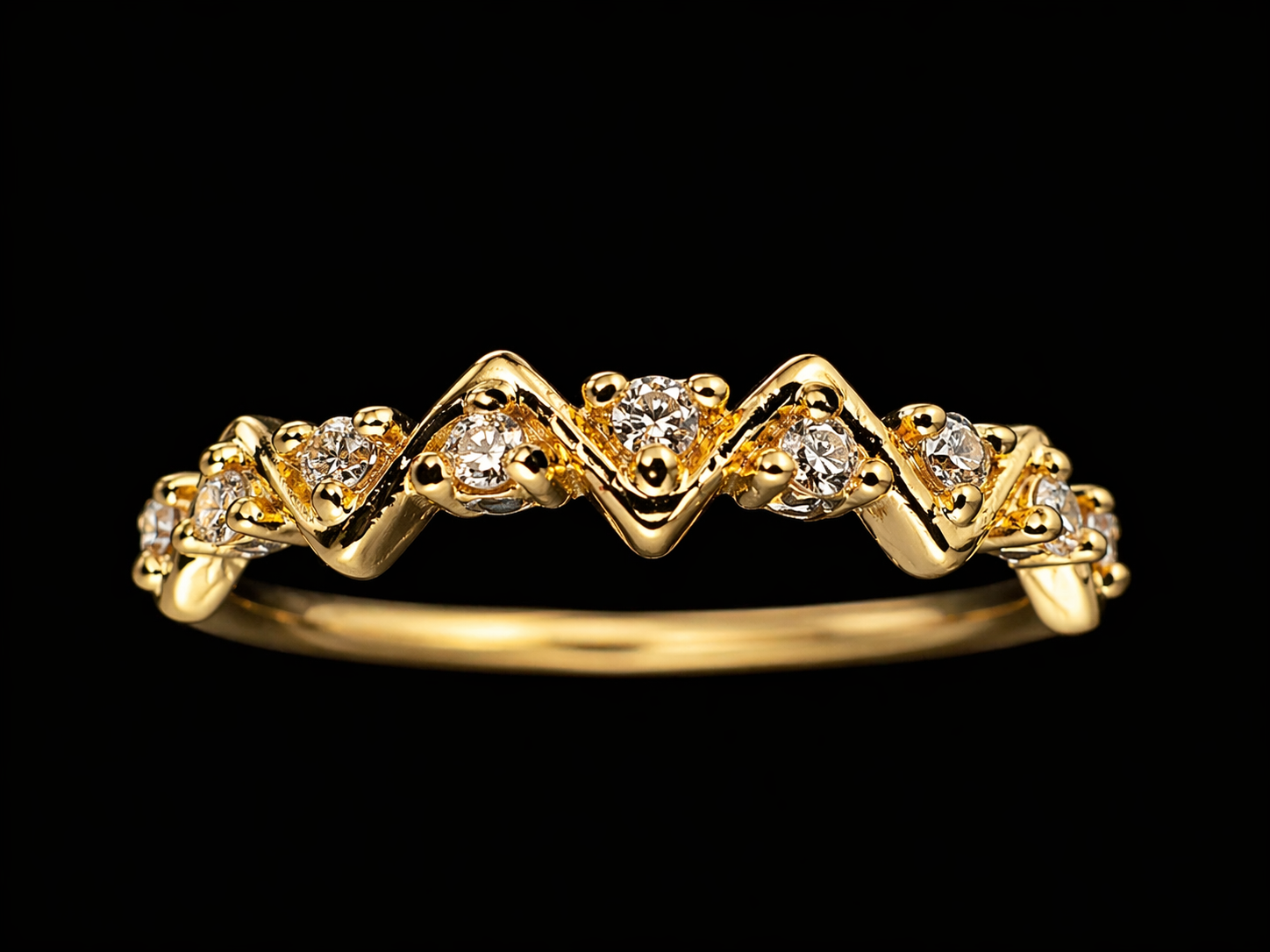 18K Colombian Gold Zigzag Zirconia Ring – Elegant Chevron Band Size 7