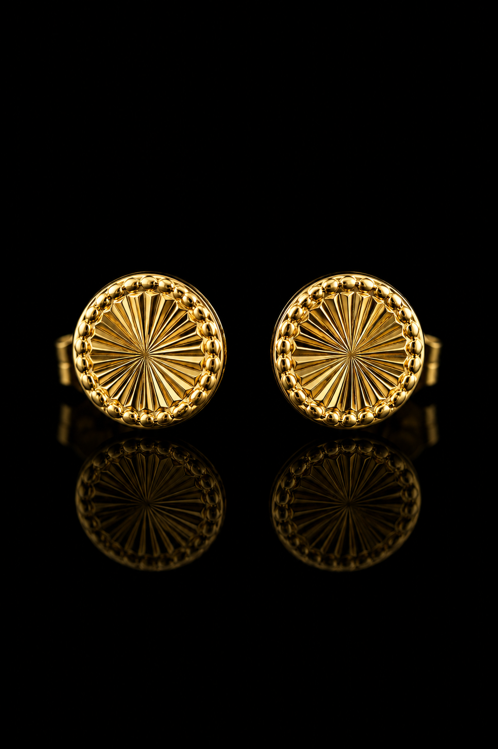 Radiant Medallion Stud Earrings – 18K Gold