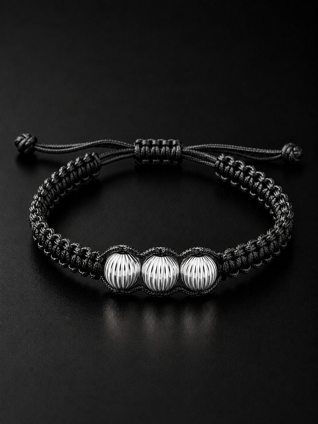 925S Ribbed Bead Macramé Bracelet