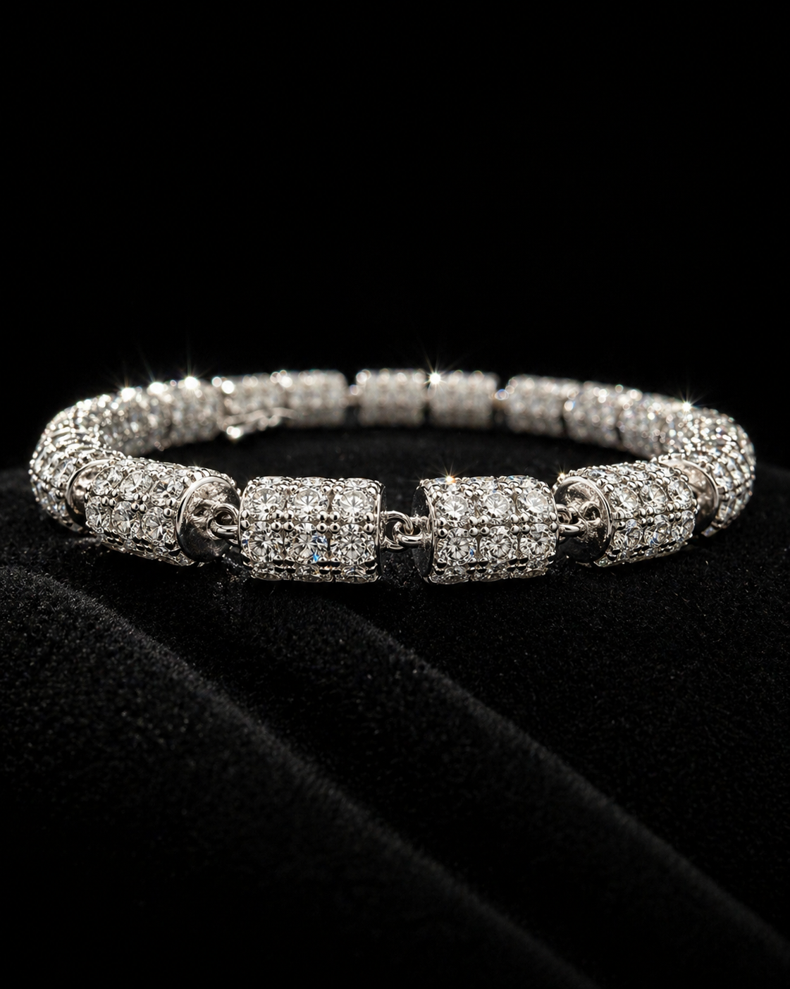 360 Iced Moissanite Barrel Link Bracelet – 925S | VVS-D | 7.7"