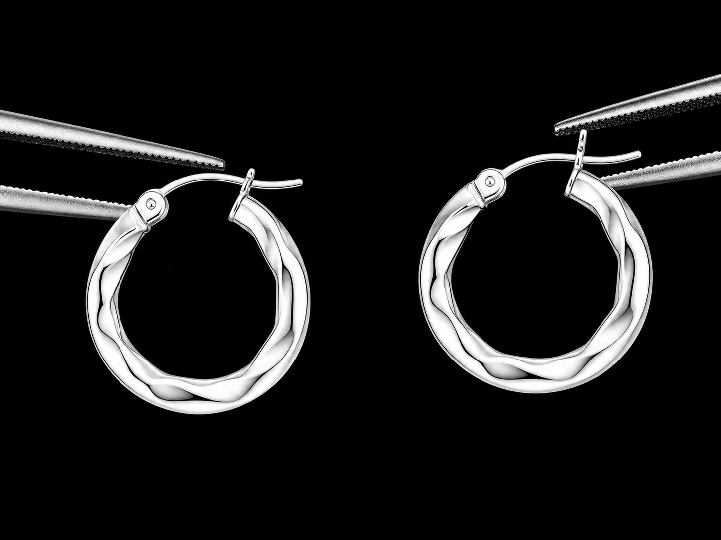 Twisted Wave Hoop Earrings – 925S
