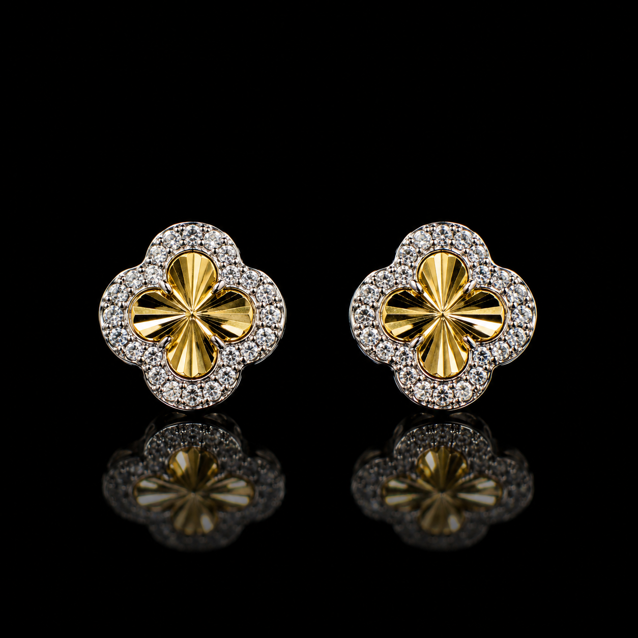 925 Sterling Silver Clover Moissanite Stud Earrings – 0.50 CTW VVSD