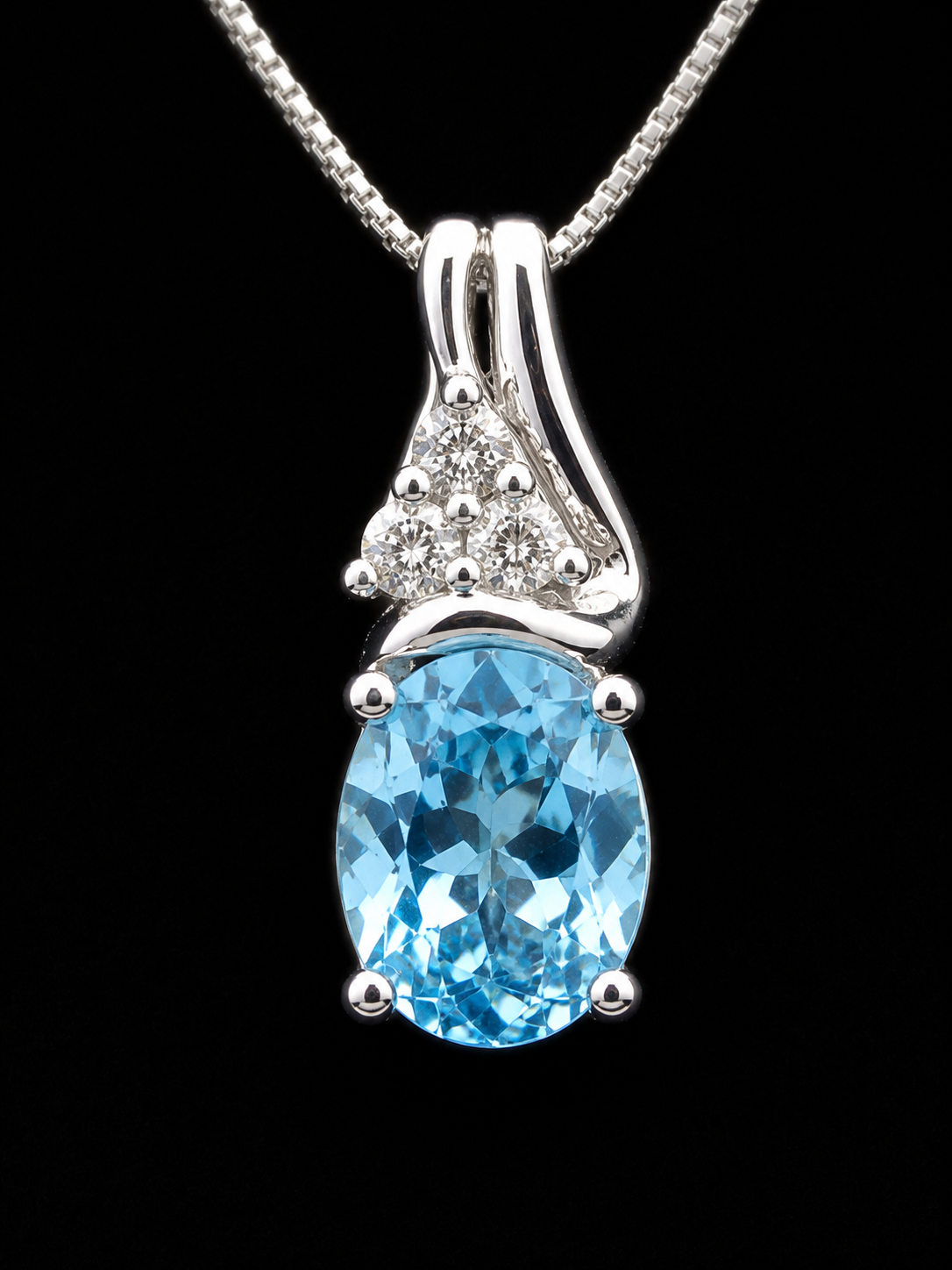 20" | 925 Sterling Silver Blue Topaz Pendant Necklace
