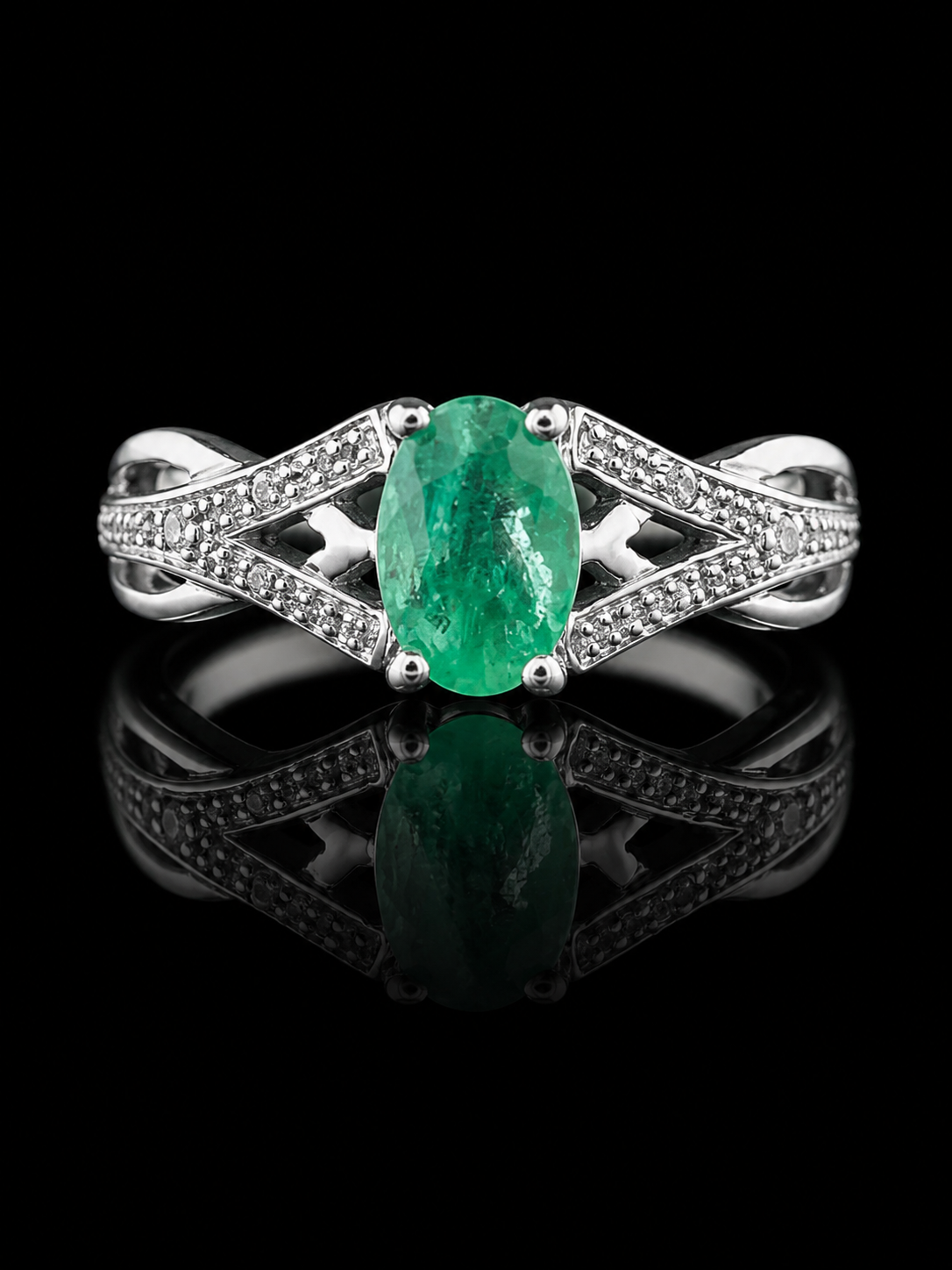 925 Sterling Silver Natural Emerald & Diamond Accent Ring