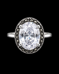 S9.5 | 925 Sterling Silver Oval CZ Halo Ring with Black Spinel Accents
