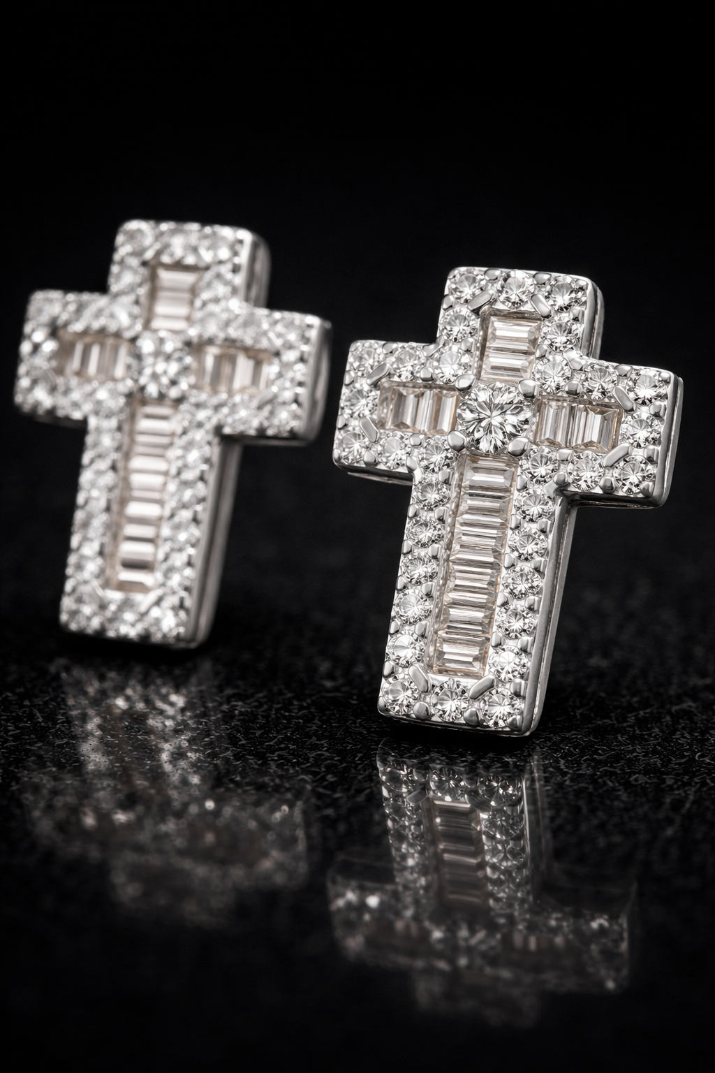 Imperial Cross Stud Earrings 925S | VVS-D