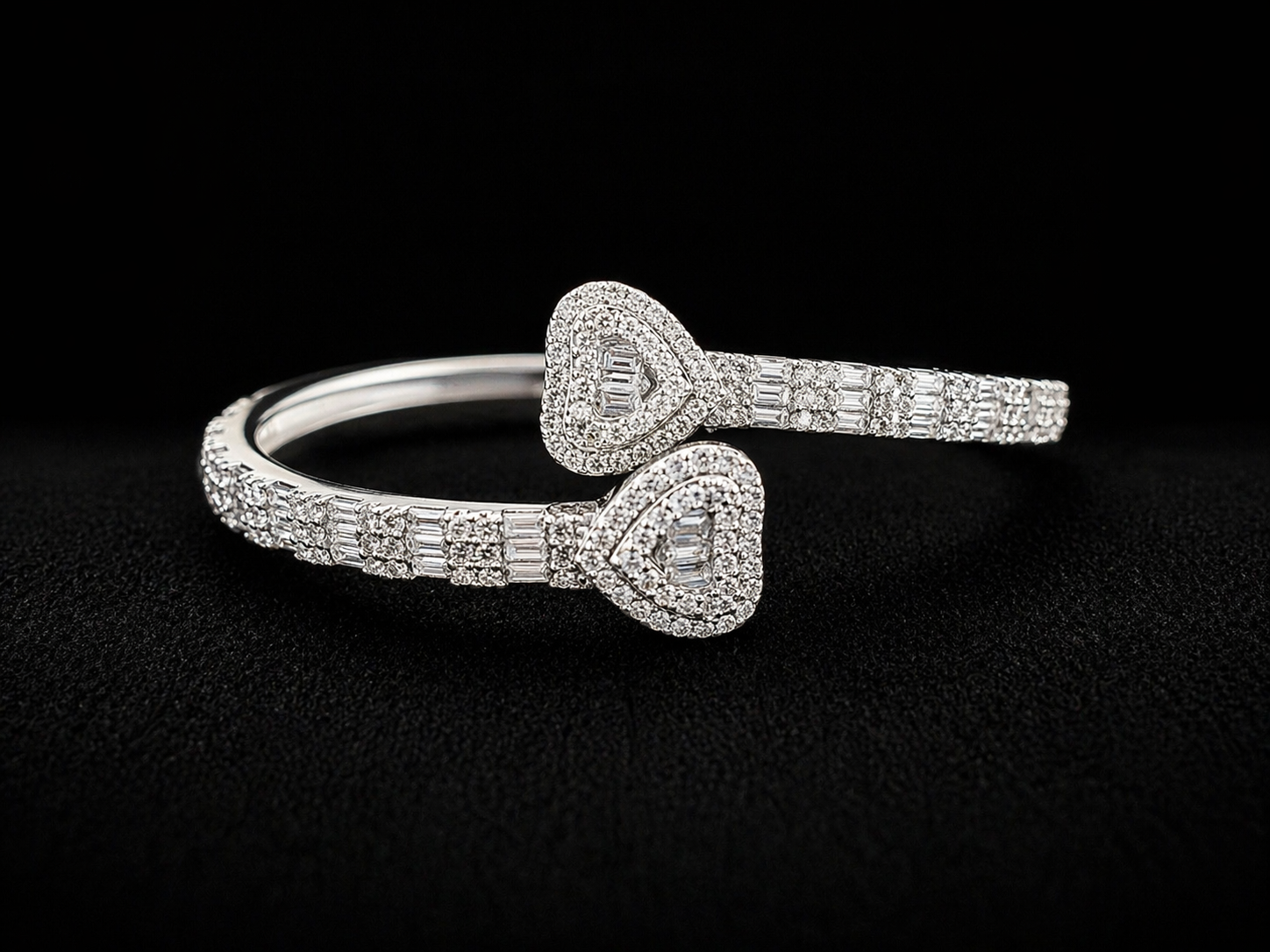 925S Duo Heart Elegance Moissanite Bracelet 7" | VVS-D