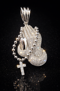 Sacred Prayer Hands Pendant VVS-D | 925S