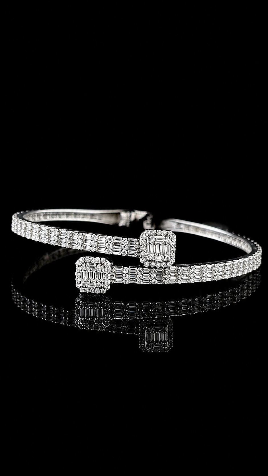 Square Halo Moissanite Bangle – 925S | VVS-D | 8"